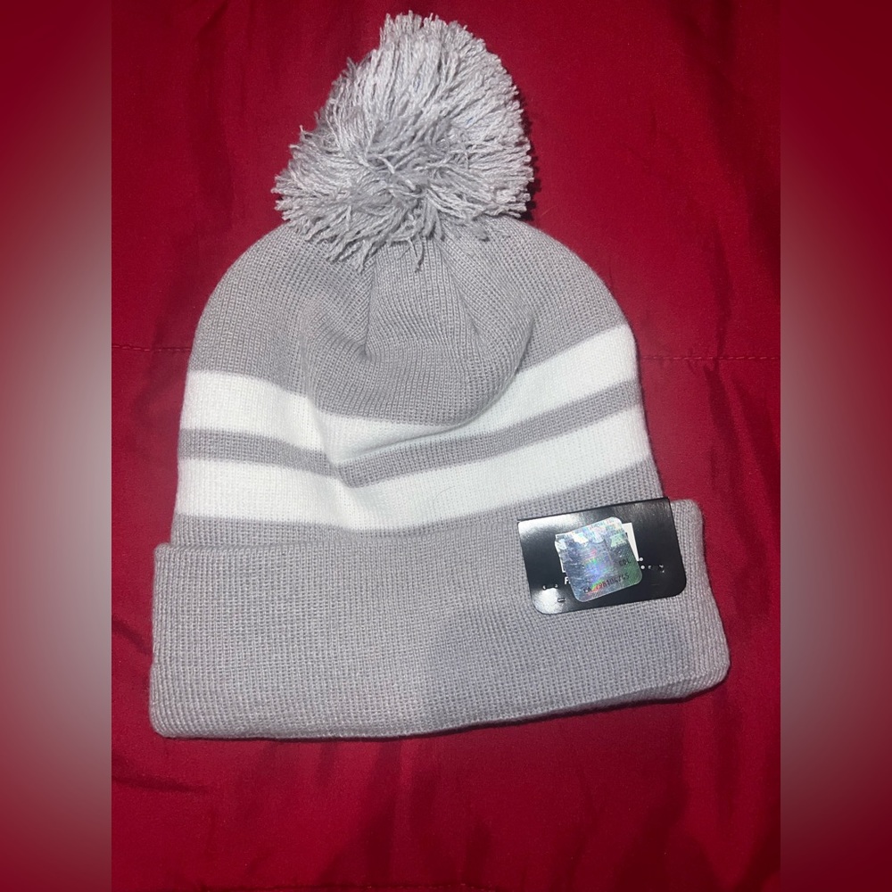 LA Rams Beanie - Picture 2 of 3